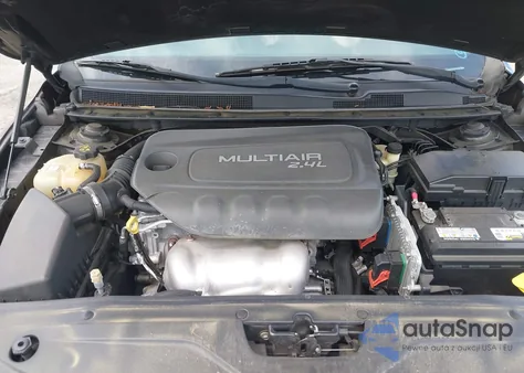 2015 Chrysler 200 Limited z USA, uszkodzony, nr VIN 1C3CCCAB1FN611418